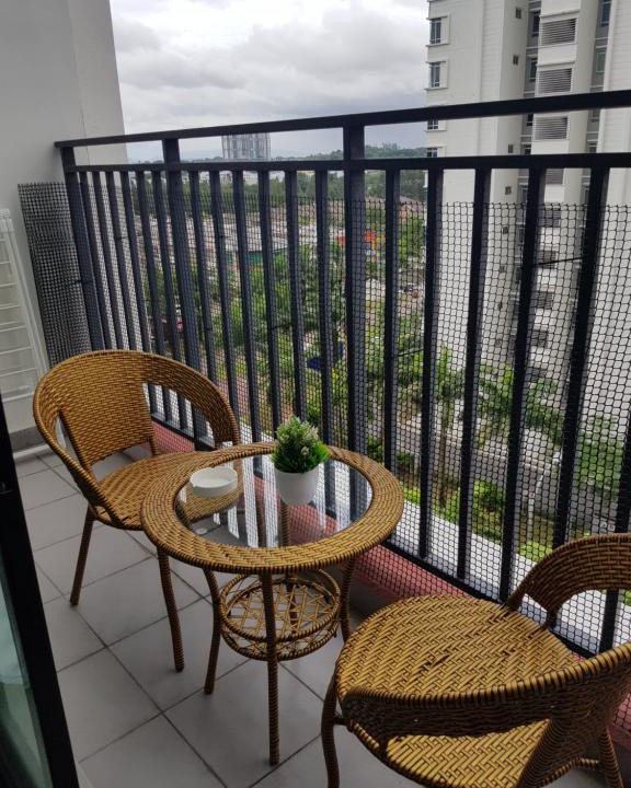 Taman Mount Austin Apartment | 06- Austin Regency Taman Mount Austin Studio 4-5pax