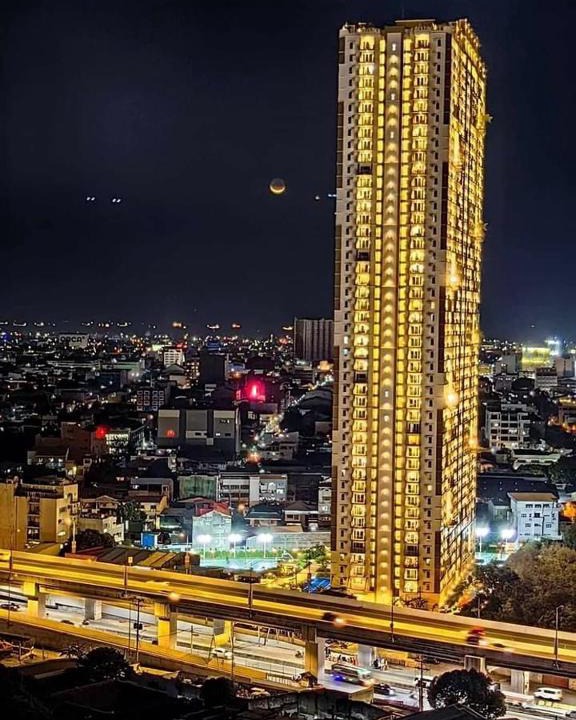 A. Bonifacio Apartment | 1 BR Condo Unit at The Celandine Condominium near Ayala Cloverleaf Mall