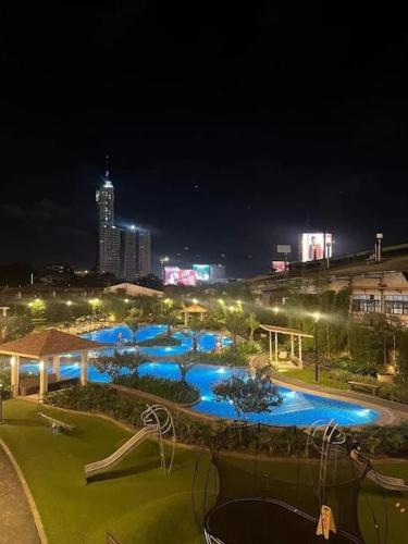 Pasig Apartment | 1-BR Condo with Pool & Skyline Views in Pasig