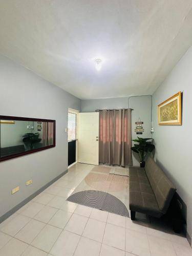 Calapan House | 100 m² House ∙ 3 bedrooms ∙ 12 guests