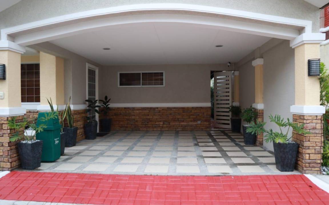 Angeles City House | 110 m² House ∙ 4 bedrooms ∙ 10 guests
