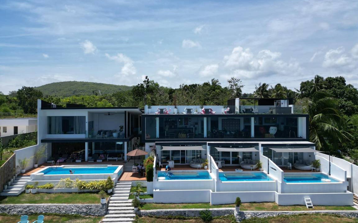 Dauis Hotel | 150 m² Hotel ∙ 4 guests