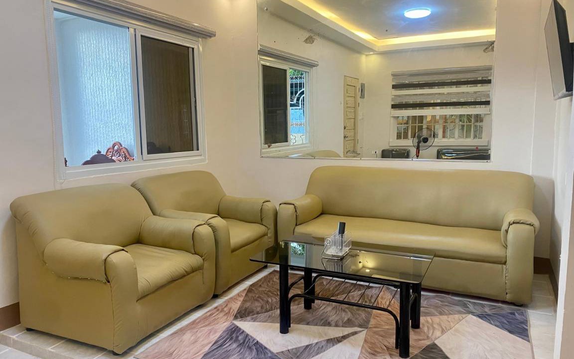 Cabanatuan House | 150 m² House ∙ 3 bedrooms ∙ 20 guests