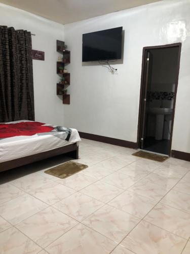 Bantay House | 15pax-2minutes to Vigan-Rose and Fer Transient-2 Bedroom House