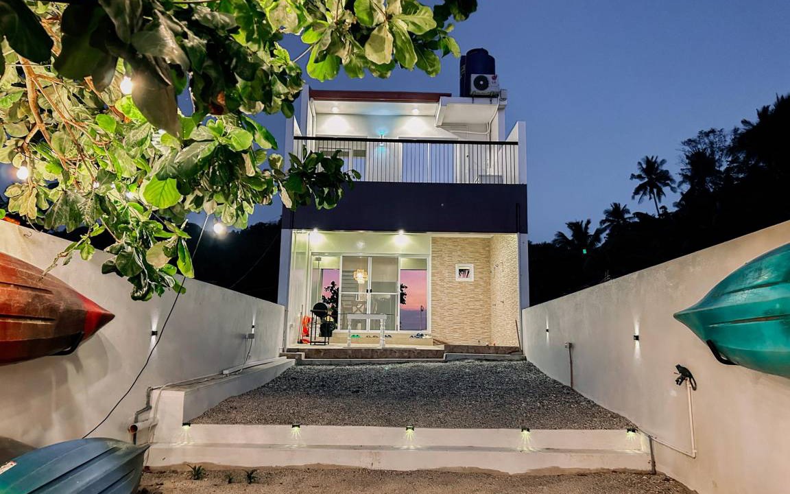 Anilao House | 160 m² House ∙ 2 bedrooms ∙ 10 guests