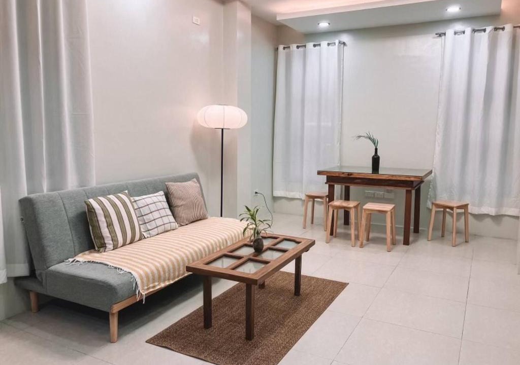 San Fernando Apartment | 1BR Apartment Beach Getaway Perfect for Couples