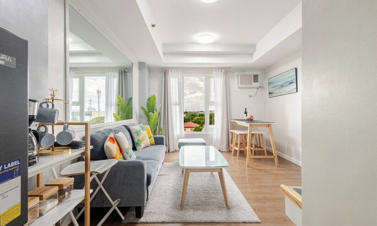 Cainta Condo | 1BR Cainta Condo Near Pasig-Pool and Parking