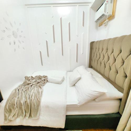 Don Bosco Apartment | 1BR Cozy Home with Balcony Near NAIA Terminals