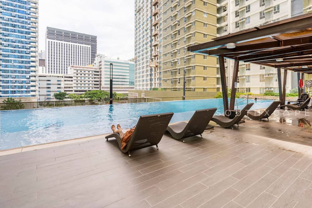 Cebu Apartment | 1BR in IT Park—Fast WiFi, Netflix, Washer & Pool
