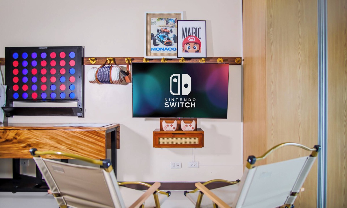 Forbes Park Apartment | 1Up Mario Retreat with Private Cinema and Game Console