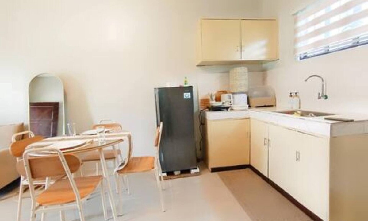 Mati House | 2 BR fully Air-conditioned aesthetic staycation, Entire home in Mati, Ph.