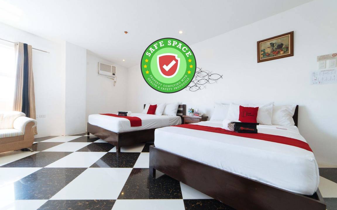 Roxas City Hotel | 20 m² Hotel ∙ 10 guests