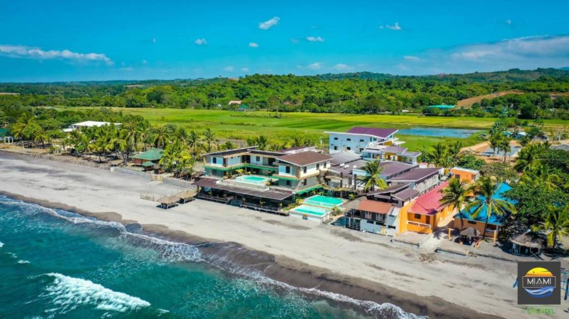 Morong Resort | 24 m² Resort ∙ 12 guests