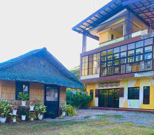 Alaminos House | 299 m² House ∙ 4 bedrooms ∙ 20 guests