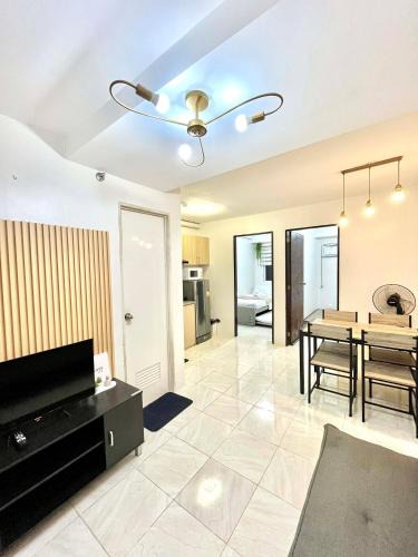 Mandaue Apartment | 2BR Family Condo for 6pax near IT Park Budget Stay at Urban Deca Homes Banilad by Gerra unit Khero