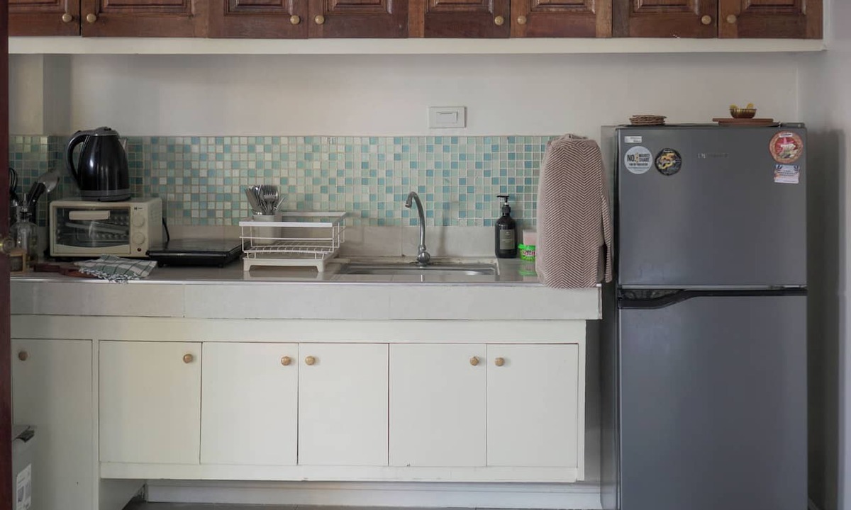 San Fernando Apartment | 2BR Simple Budget Homestay, Beach, Parking, Wi-fi