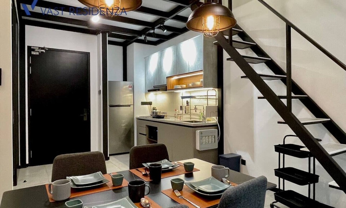 Kuala Lumpur Apartment | 2BR Suite KLCC & Merdeka Tower View - Free Parking