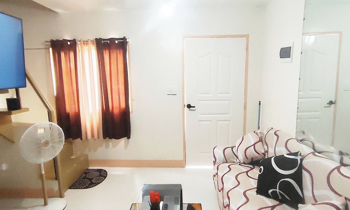 Pagadian House | 2BR with AC Townhouse near airport FREE WIFI