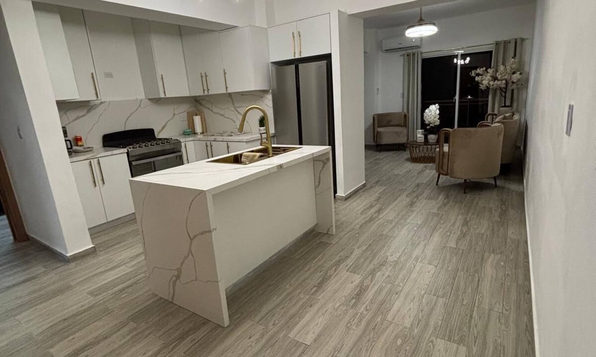 Santo Domingo Este Apartment | 3-bedroom apartment in beautiful Santo Domingo Este with AC