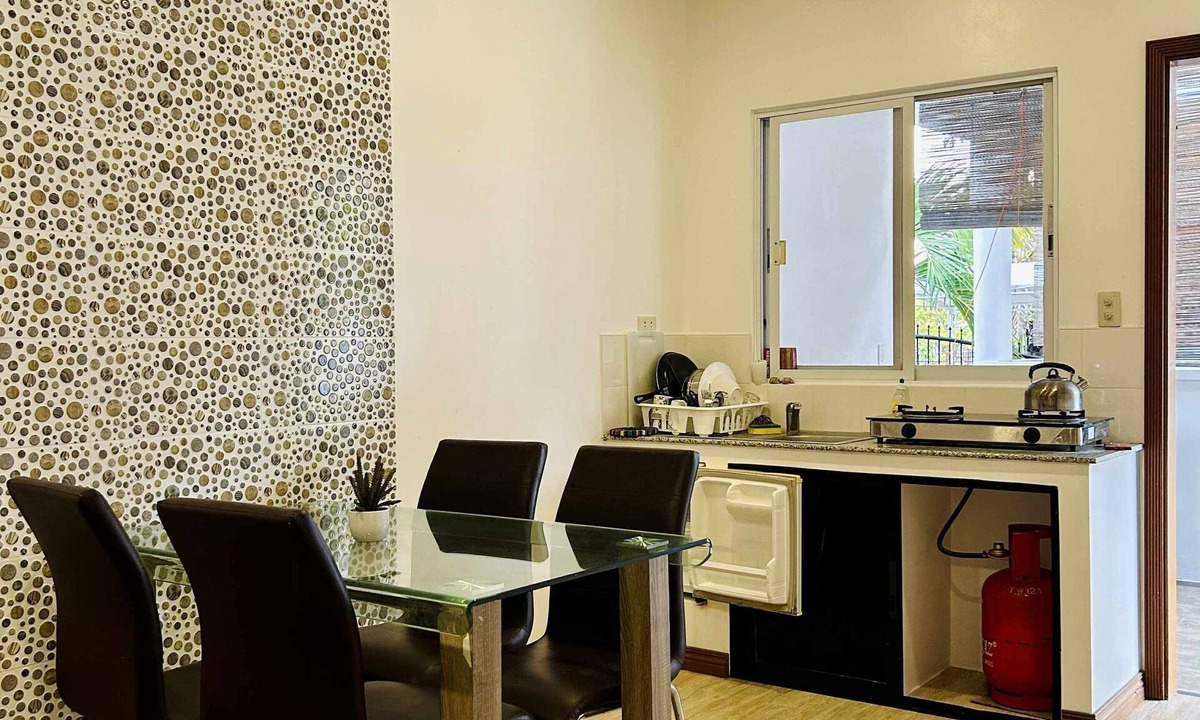 Santa Fe House | 3-bedroom bungalow & 1 big house for a comfortable & tranquil stay on the island