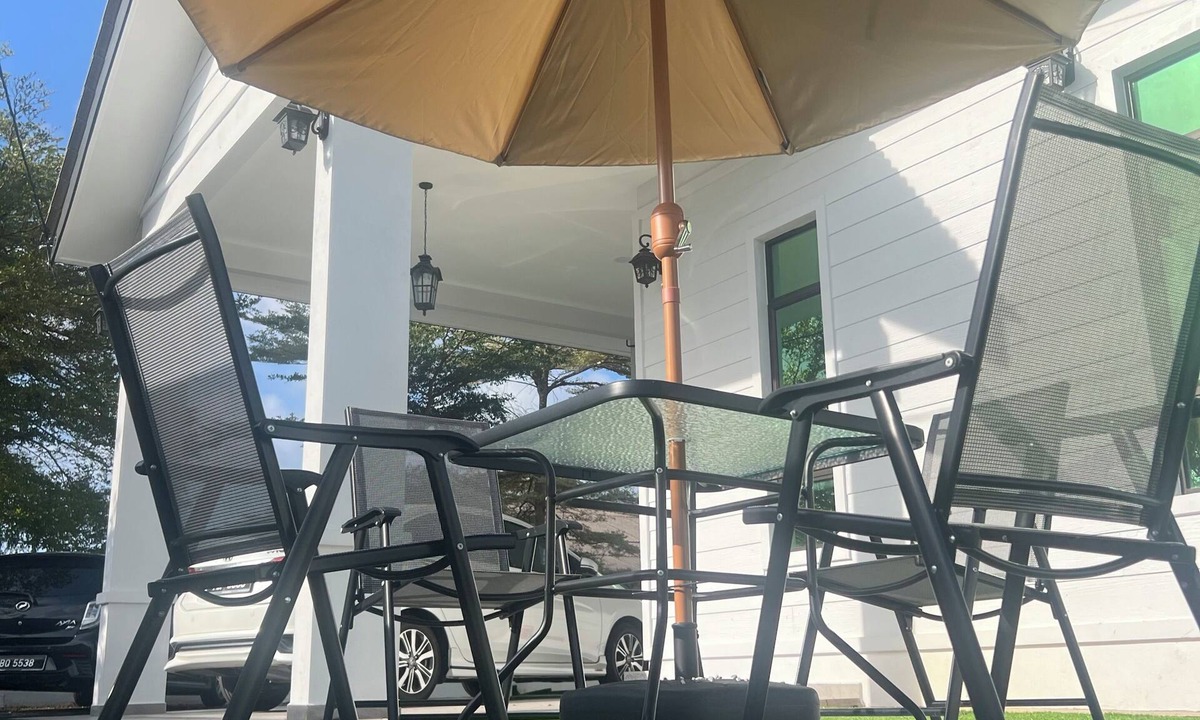 Batu Buruk House | 3 Mins to Batu Buruk Beach! Family Home in Kuala Terengganu Muslims