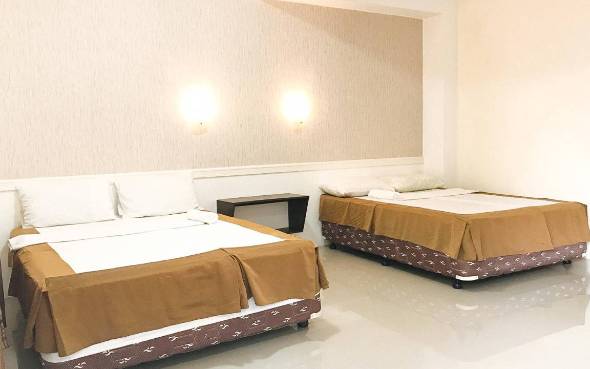 Bantayan Island Hotel | 30 m² Hotel ∙ 6 guests