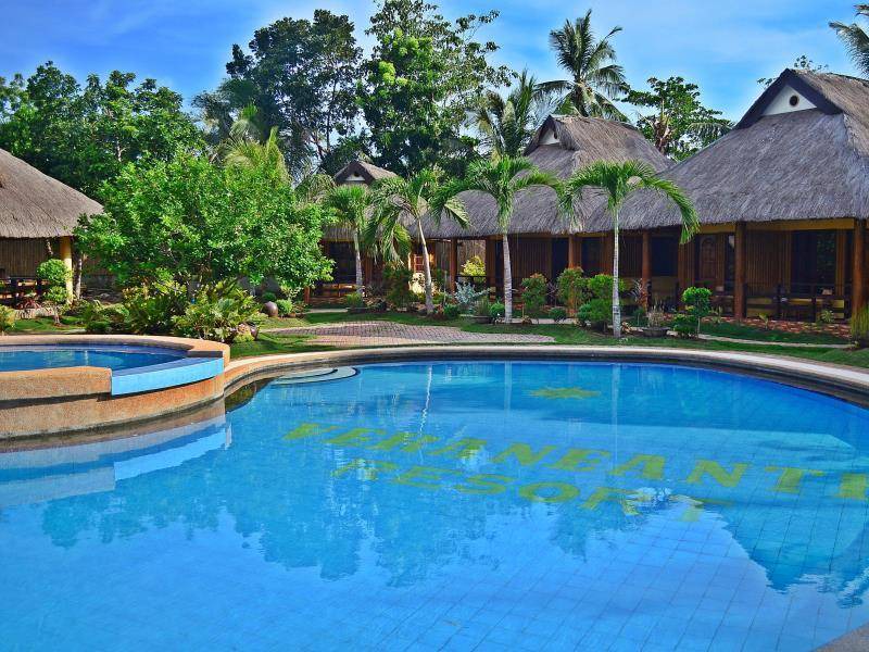 Looc Resort | 30 m² Resort ∙ 127 guests