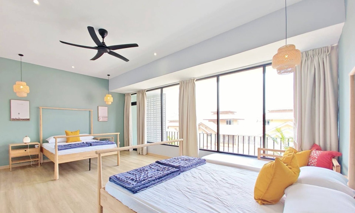 Puncak Ria House | 35 BeachHouse Batu Ferringhi 7 Bedroom 7 Bathroom 5 min from the beach!