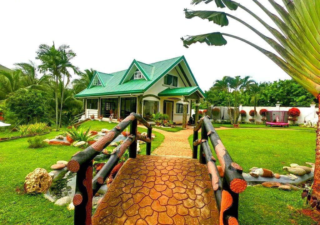 Lantapan House | 3875 m² House ∙ 2 bedrooms ∙ 10 guests