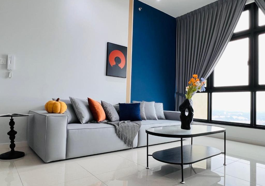 Taman Bukit Mewah Apartment | 3BR-Sora-Paradigm Residence by Guesthouse-8-9Pax