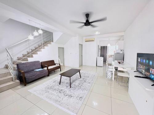 Ijok House | 4R3B 10 Pax WI-FI 10 Mins UiTM PALAM Casa Aruna