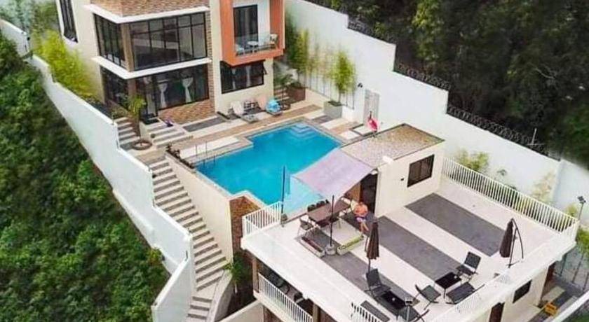 Antipolo Villa | 50 m² Villa ∙ 4 bedrooms ∙ 16 guests