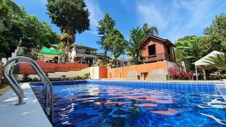 Cavinti Resort | 60 m² Resort ∙ 2 bedrooms ∙ 30 guests