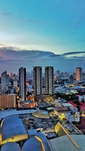 Ermita Night District Hotel | 60 percent Off Deluxe Ocean View Rooms FREE Pool and FREE Sauna Access Included Perfect Location Near US Embassy, NAIA, Makati, BGC, Mall of Asia, and Chinatown Dont Miss Out Book Now and Save Updated Price 2025