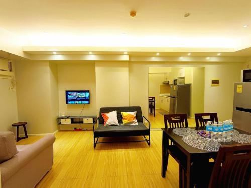 Lahug Apartment | 615T1 Avida Towers Cebu IT Park 1BR Unit 450 Mbps Wi-Fi