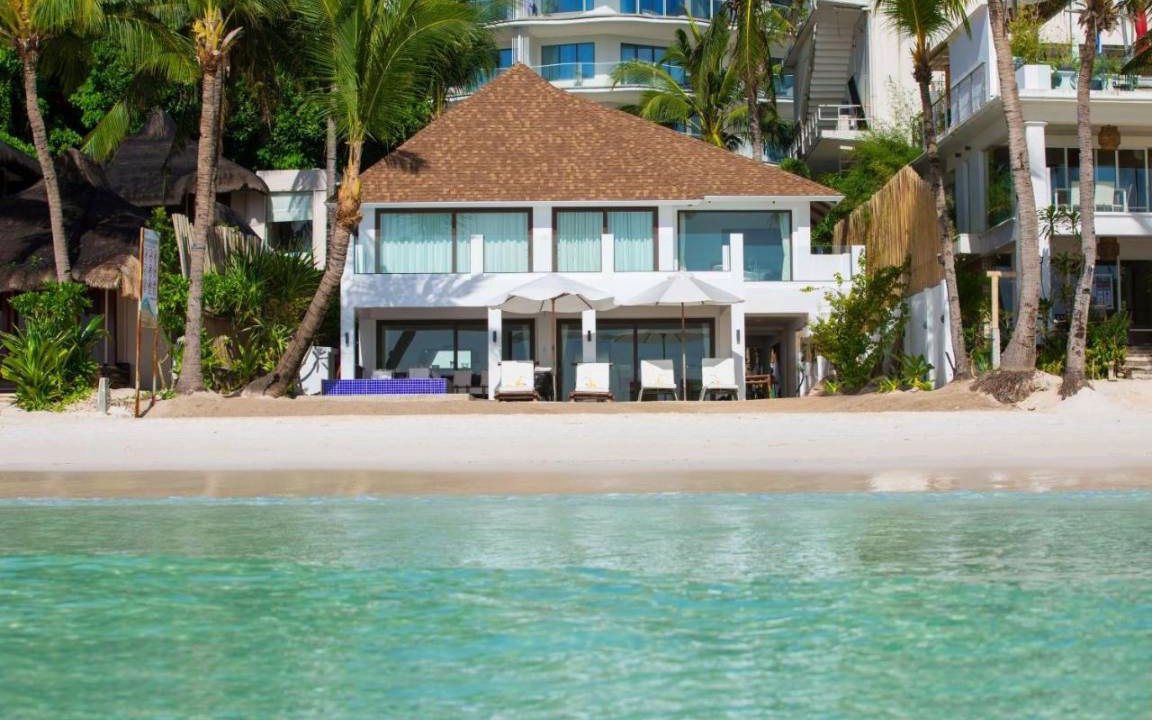 Balabag House | 750 m² Bungalow ∙ 5 bedrooms ∙ 10 guests