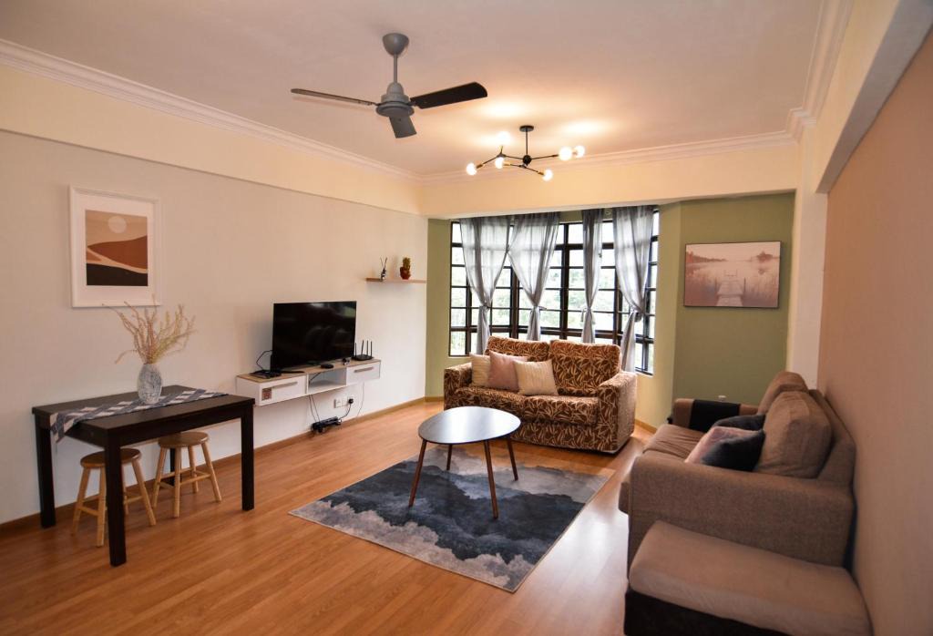 Genting Highlands Apartment | 7pax-Genting Premium Outlet LARGEST Family Retro English Cottage - F-Parking, Self C-In