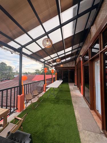 Catangnan Hostel | 8-Bed Mixed Dorm, Surf & Social Hostel Siargao