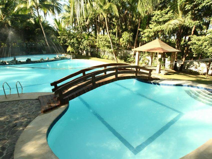 Bolinao Resort | 80 m² Resort ∙ 6 guests