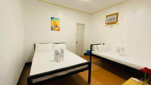 Luzon House | Aňos Guesthouse