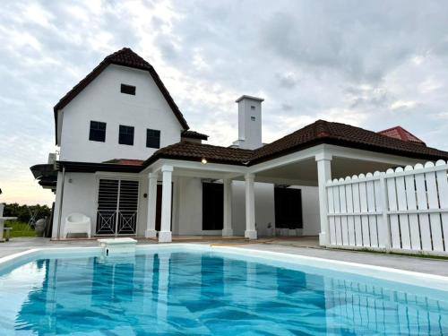 Alor Gajah Villa | A'Famosa Zen Villa 802 - Fong Homestay