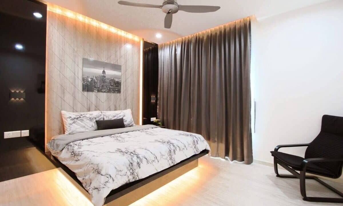Central District Apartment | A High-Floor 2BR Suasana Suites, near CIQ, JB