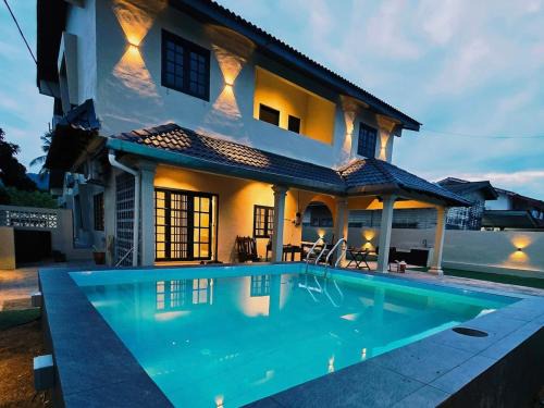 Taman Intan House | A6886 Swimming Pool Villa