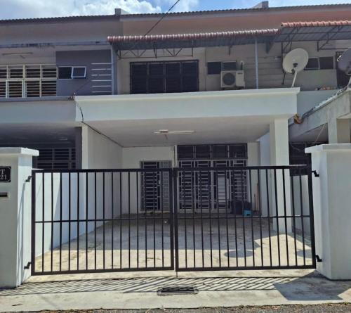 Batu Buruk Apartment | Aakasha Homestay HSNZ, Kuala Terengganu
