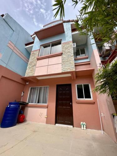 Suba Basbas Apartment | Abode86 Transient House - Pacific Grand Townhomes, Mactan Lapu-Lapu City, Cebu