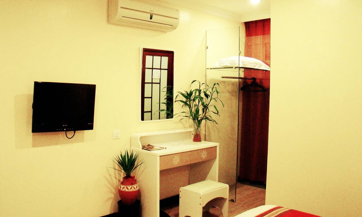 Penampang Hotel | Adel Hotel