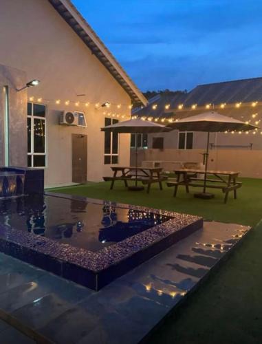 Kemaman House | Adwa Homestay Kijal Private Pool Mini Golf