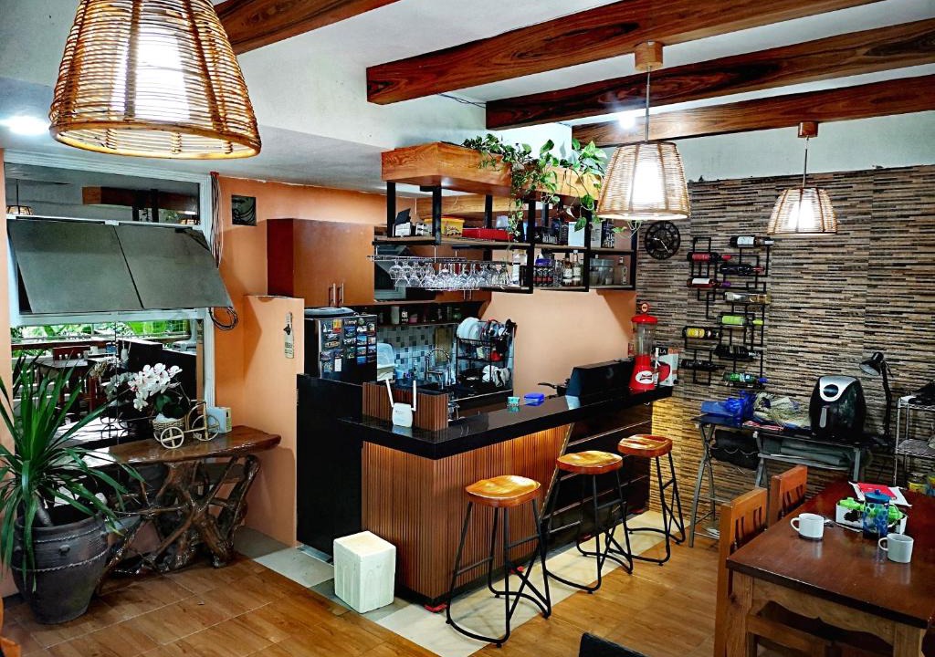 Puerto Galera House | Aguada Hills Residence