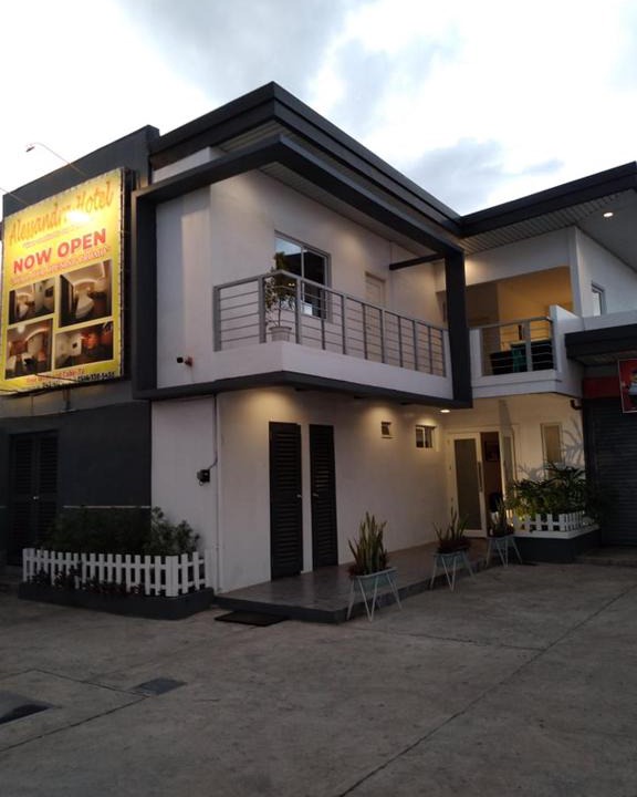 Calaca Hotel | ALESSANDRA HOTEL