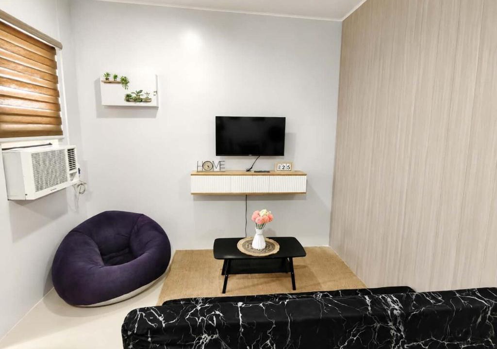 Barangay Poblacion Bed & Breakfast | ALM Home Studio